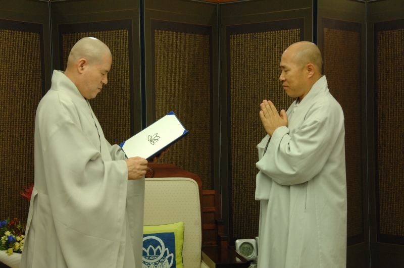 2010.10.06_언론문화상 위촉식 (2)